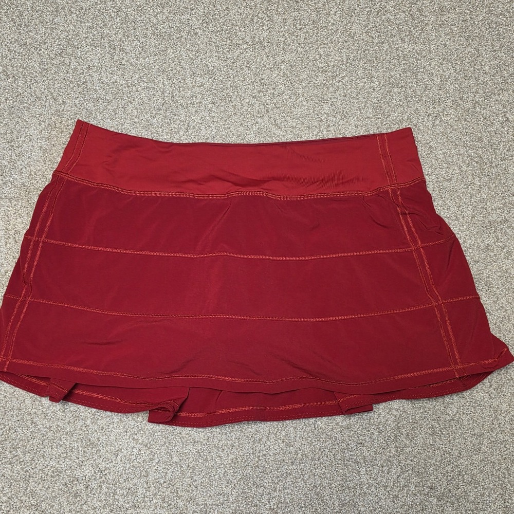 Lululemon Pace Rival Mid-Rise Skirt Red Cherry Sz 10 Pleated Athletic Pickleball